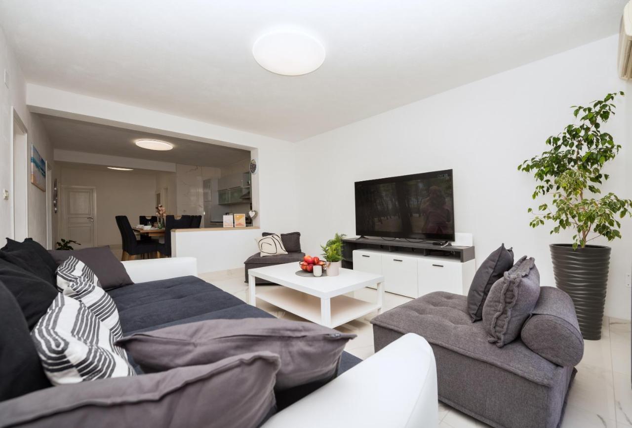 Apartment Sole Mio -Sea View Makarska Buitenkant foto